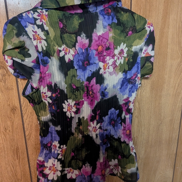 Sunny Leigh Pink and Purple Fitted Peplum Blouse - Picture 4 of 4